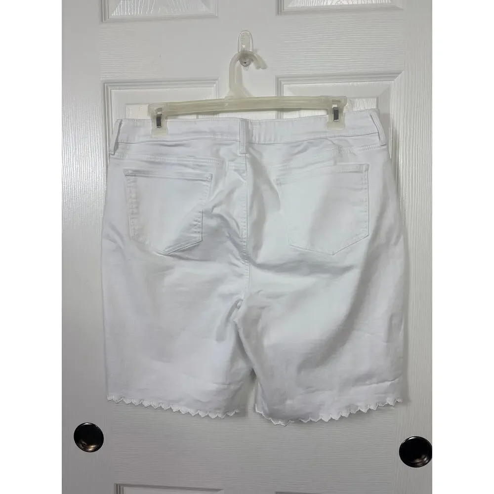 NYDJ White Denim Women's Shorts Scalloped Hemline Bermuda Style Size 18 - Picture 2 of 6